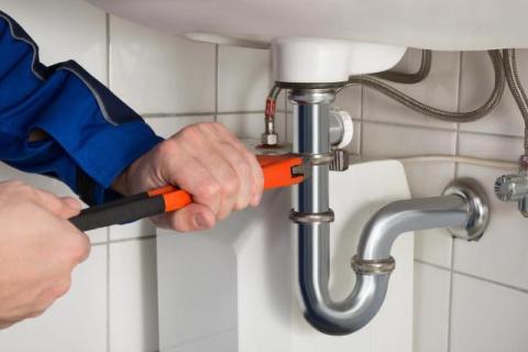 Three Warning Signs That Indicate You Need An Emergency Plumber in San Antonio
