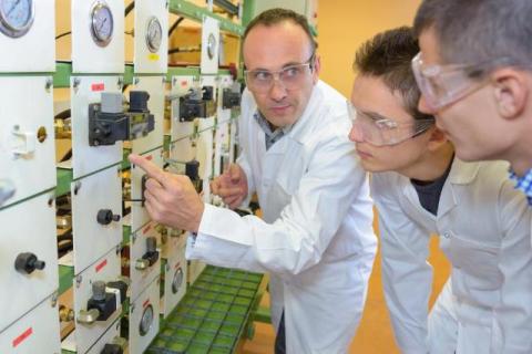 Online Engineering Degrees: Your Guide to Flexible Career Success