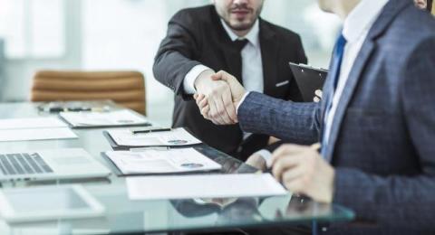 Can a Loan Boost Your Business's Credit Rating? 8 Considerations
