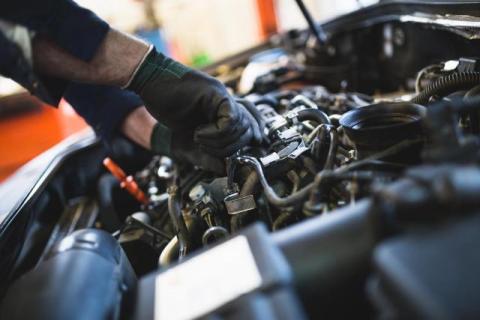 Why Timely Diesel Engine Repairs Save Money on Costly Replacements