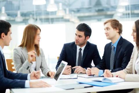 How to Ensure Regulation Compliance as a Government Contractor