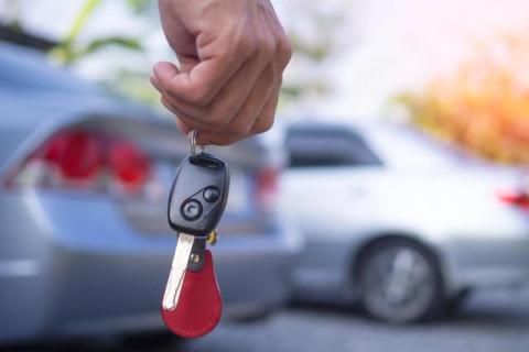 From Factory Reset to Title Transfer: How to Offboard a Modern Car