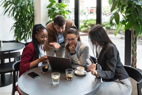 Connecting Reservations and Guest Communication: Why System Integration Matters