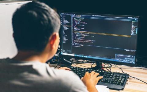 Why Java Remains the GoTo for Enterprise Custom Software in 2025