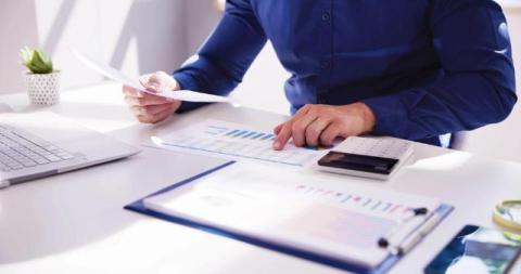 Year-End Bookkeeping Checklist for Canadian Small Businesses