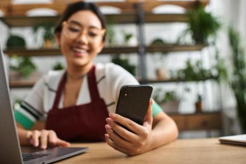 App Marketing Strategy: iOS vs Android Launch Guide