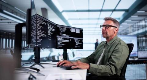Why More SysAdmins Are Moving to aaPanel in 2026