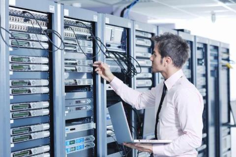 Implementing Robust Virtualized Environments for 24/7 Mission-Critical Systems