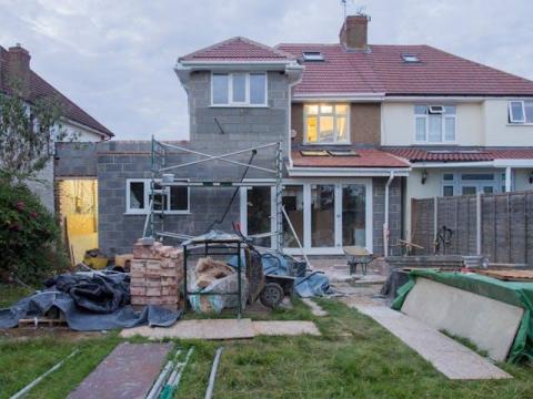 Planning Your Home Exterior Makeover: How IT Tools Make It Easier