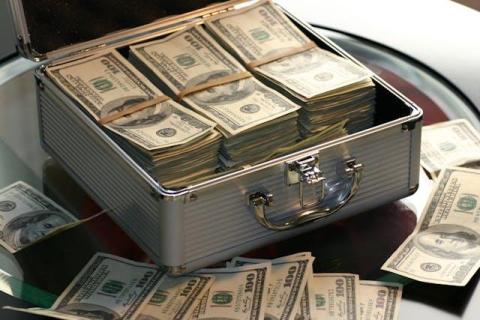 4 Smart Investment Opportunities to Make the Most Out of Your Money