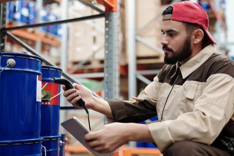Why Smarter Distribution Networks Are Winning the Race for Customer Loyalty