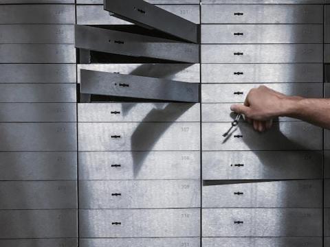 Top Strategies for Protecting Valuables During a Major Lifestyle Change