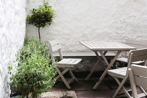 451-Smart Outdoor Storage Solutions for Modern Homes
