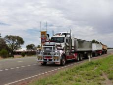 Commercial Trucking Technology for Better Driver Awareness